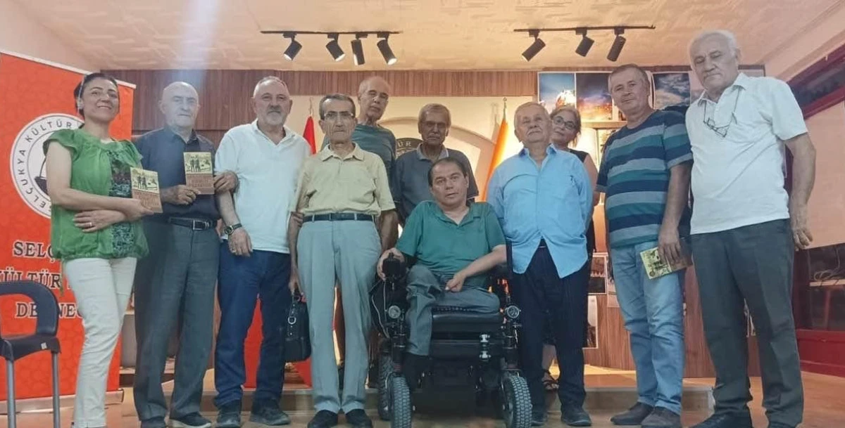 Sel&ccedil;ukya&rsquo;da Kırmızı Pazartesi'den U&ccedil;urum'a Edebiyat Yolculuğu