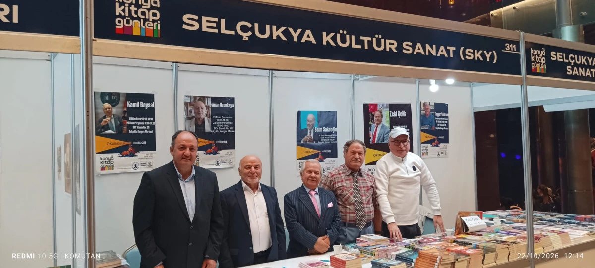 Sel&ccedil;ukya&rsquo;dan 42 Kalemle Konya Kitap G&uuml;nleri&rsquo;nde İmza