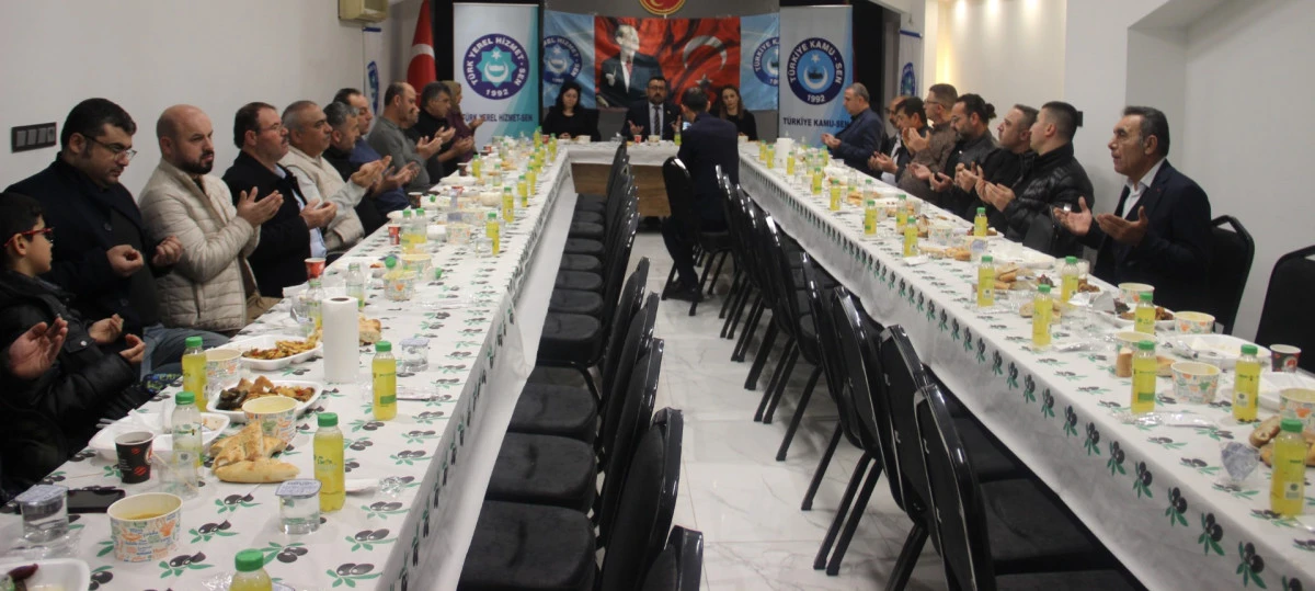 T&uuml;rk Yerel Hizmet-Sen Konya Şubesi İstişare İftarında Bir Araya Geldi